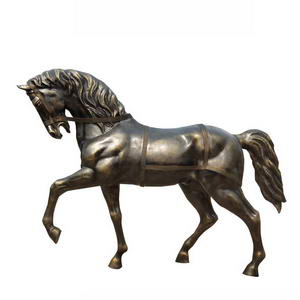 large outdoor horse statue