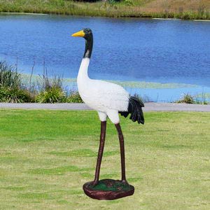 garden crane statue