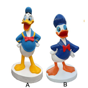 Donald Duck statue