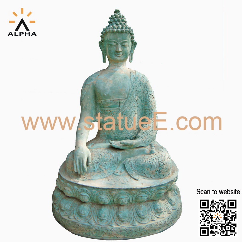 Antique bronze Buddha
