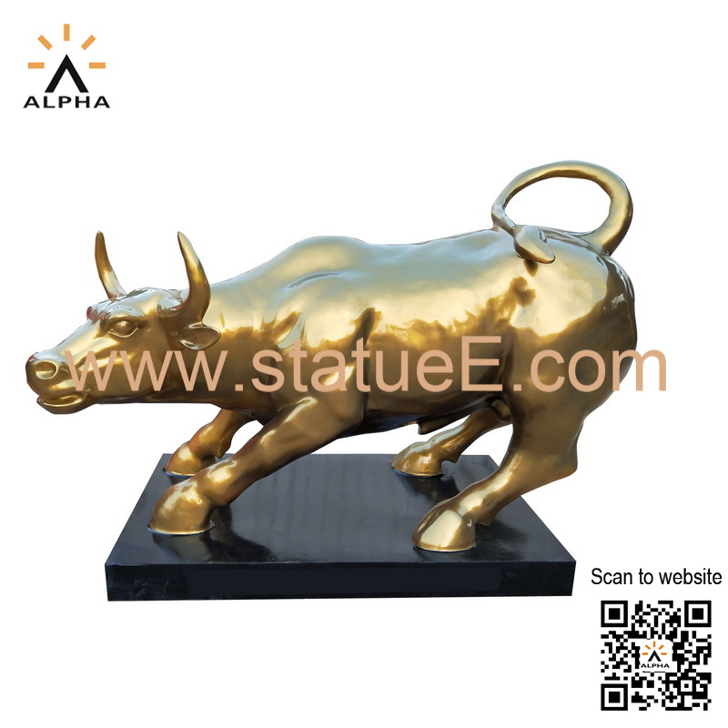 Fiberglass Wall Street bull statue