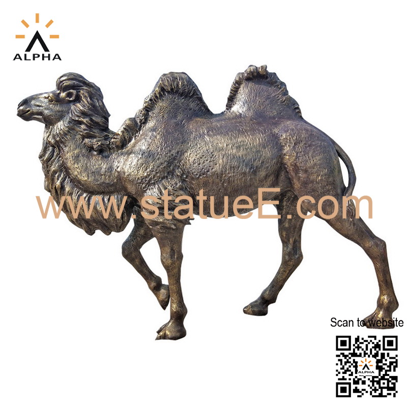 camel garden statue