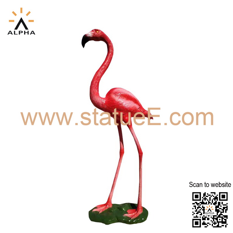 flamingo garden statues