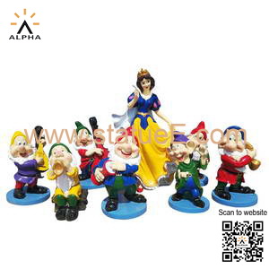 snow white and the seven dwarfs statues