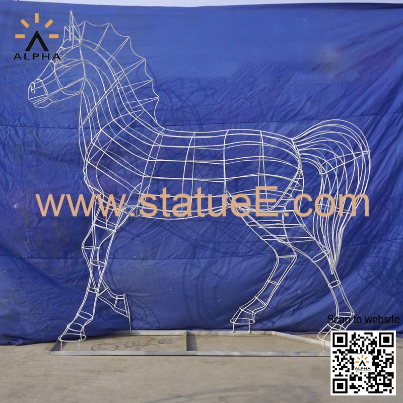 wire horse sculpture